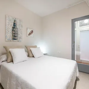 https://lovely-cozy-apartment-in-the-heart-of-banyoles.catalonia-hotels.com