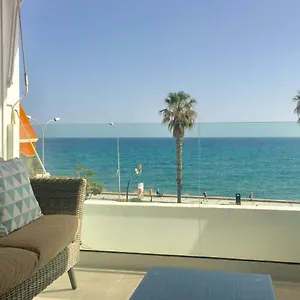  Apartamento Sorolla 105, Luxury, Beach, Free Parking, All Services, Quite Neighborhood, So